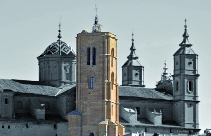 2. Torre gótica Santa María