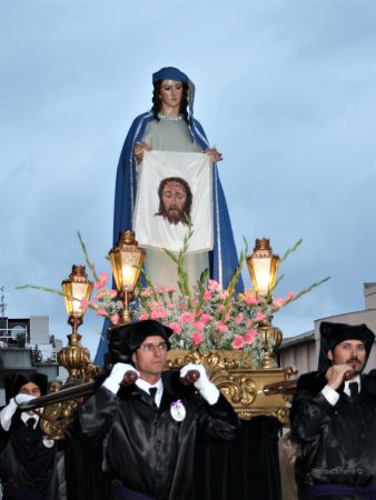 7. Verónica. Santo Entierro (anterior a los cambios de peana y vestimenta)