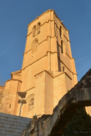 3. Torre gótica Santa María