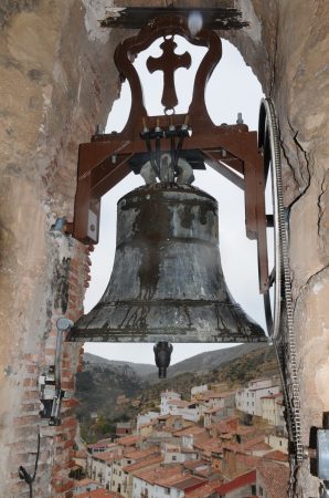 8. Torre campanario de Seno, 2010.