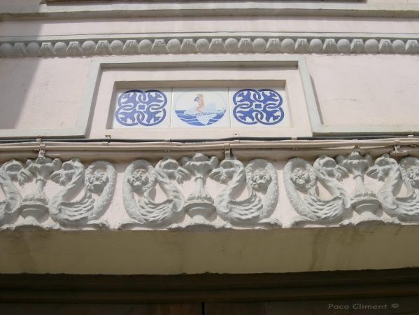 6. Casa modernista paseo Andrade núm. 14, 2004.